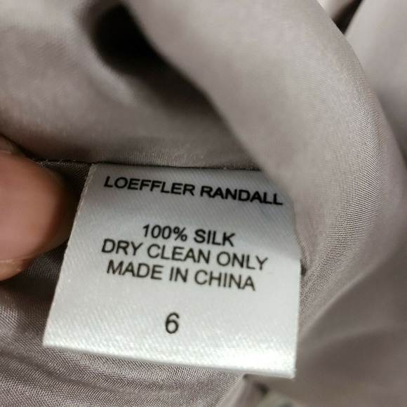 Loeffler Randall 100% Silk Pleated Ruffle… - Picture 7 of 8